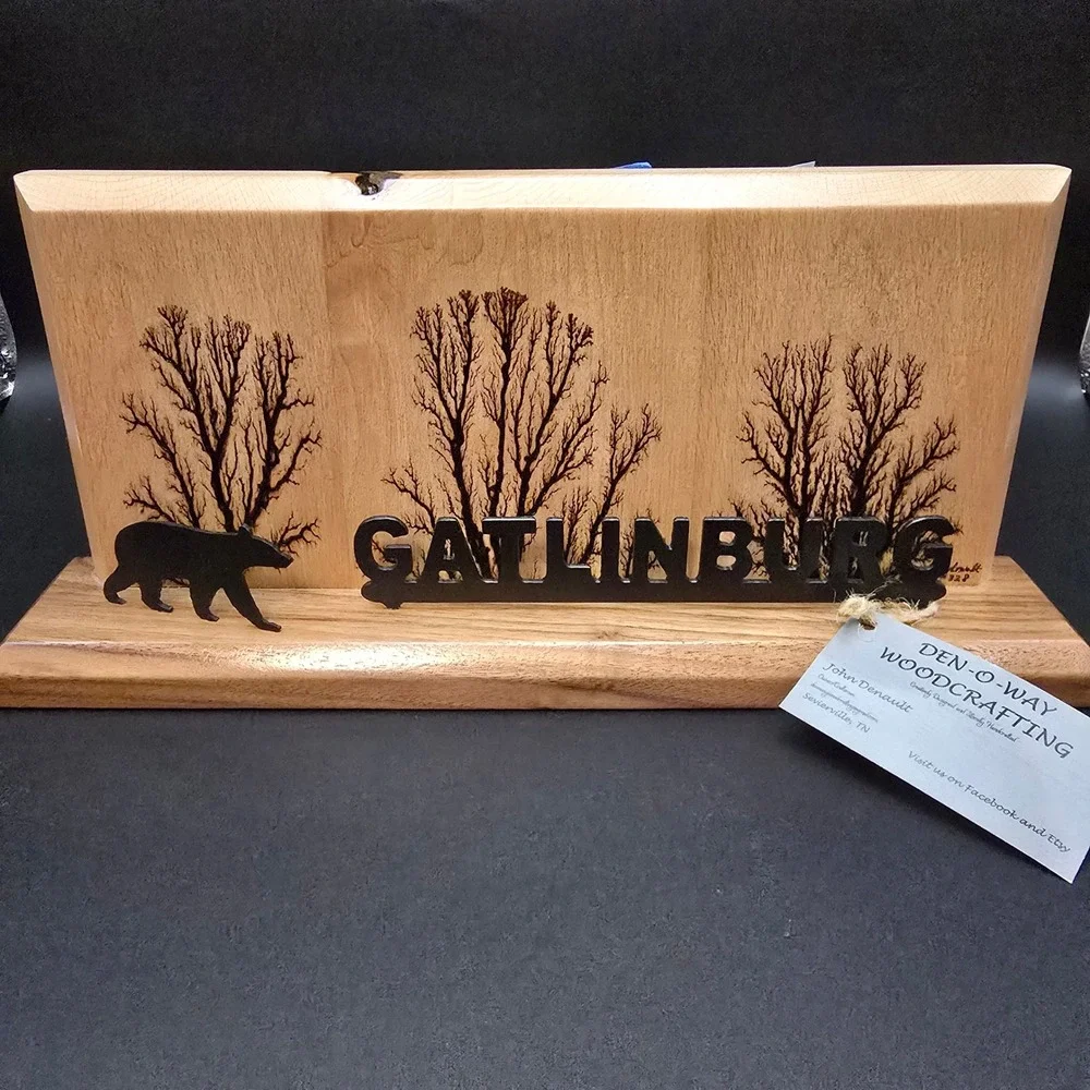 Den-O-Way Woodcrafting Gatlinburg Lichtenberg Wood‎ Art Bear Smoky Mountains TN